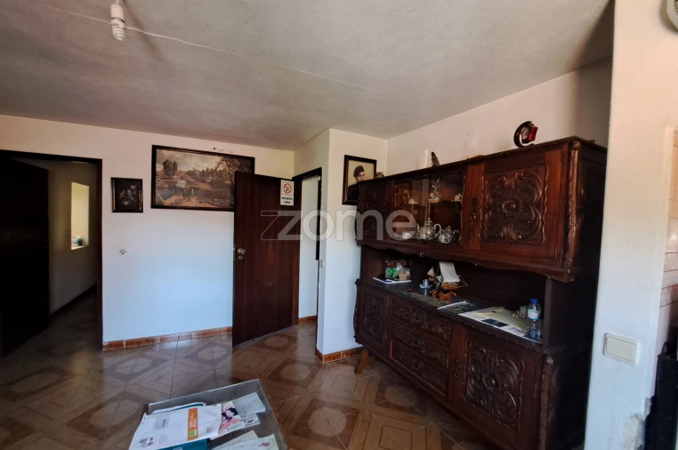 Moradia T2 para Venda em Castanheira de Pêra e Coentral Foto 24