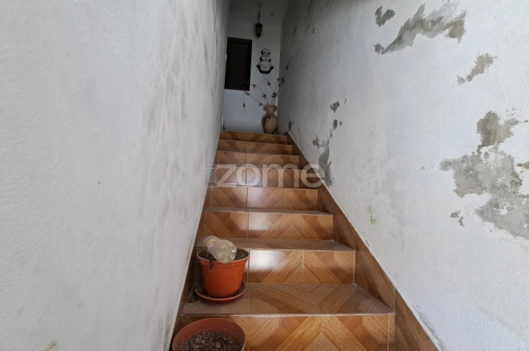 Moradia T2 para Venda em Castanheira de Pêra e Coentral Foto 18