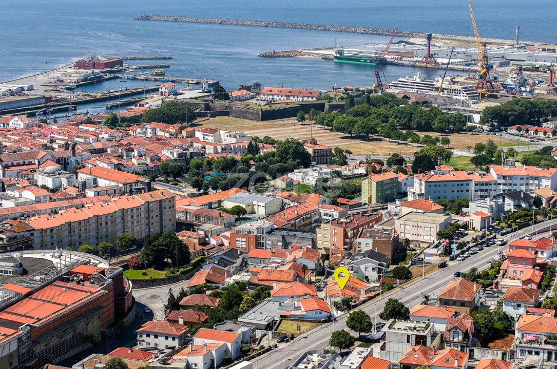 Moradia T2 para Venda em Santa Maria Maior e Monserrate e Meadela Foto 25