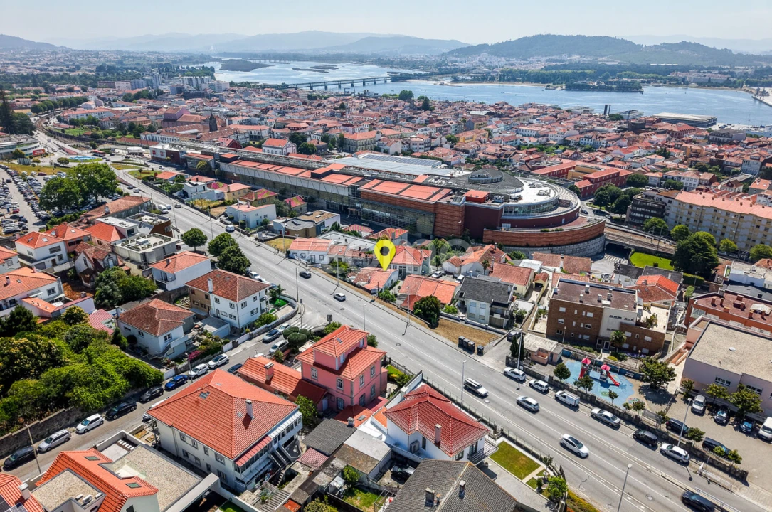 Moradia T2 para Venda em Santa Maria Maior e Monserrate e Meadela Foto 28