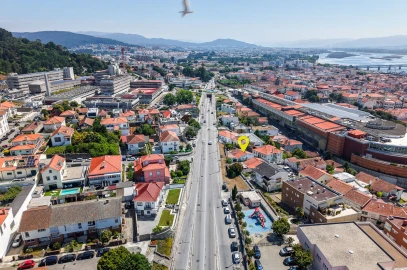 Moradia T2 para Venda em Santa Maria Maior e Monserrate e Meadela