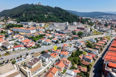 Moradia T2 para Venda em Santa Maria Maior e Monserrate e Meadela