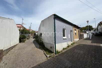 Moradia T2 para Venda em Santa Maria Maior e Monserrate e Meadela