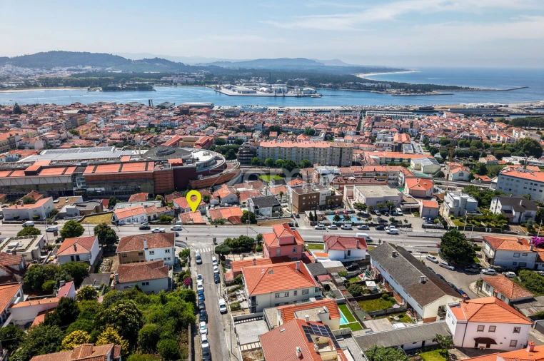 Moradia T2 para Venda em Santa Maria Maior e Monserrate e Meadela Foto 27