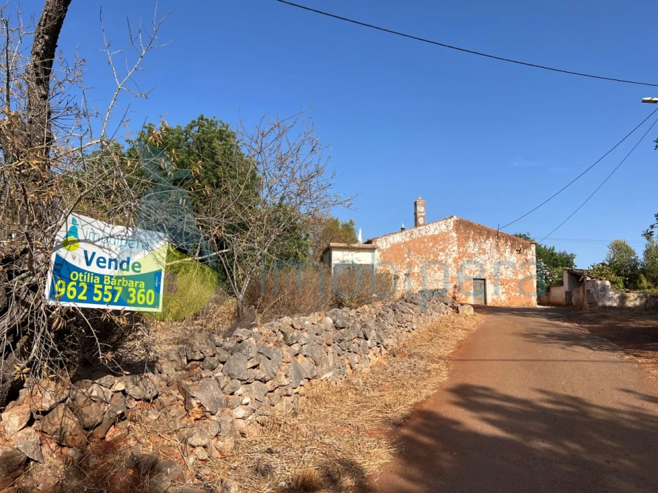 Moradia T2 para Venda em São Bartolomeu de Messines Foto 17