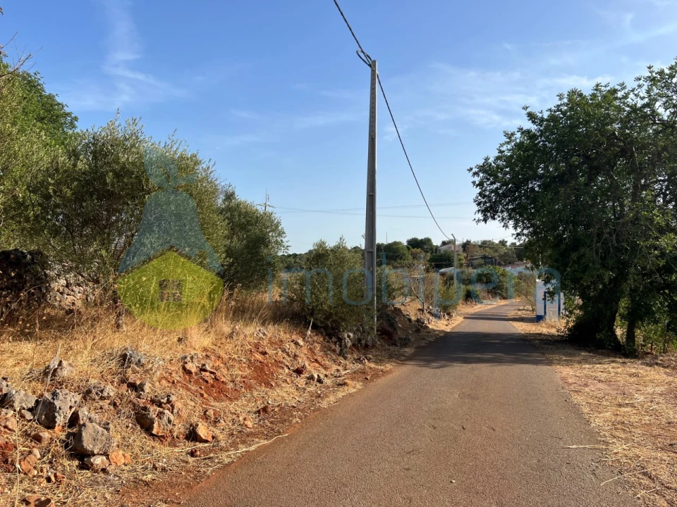 Moradia T2 para Venda em São Bartolomeu de Messines Foto 21