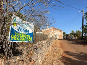Moradia T2 para Venda em São Bartolomeu de Messines