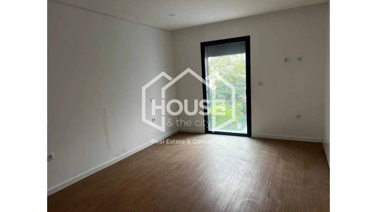 Apartamento T2 para Venda em Esgueira Foto 4