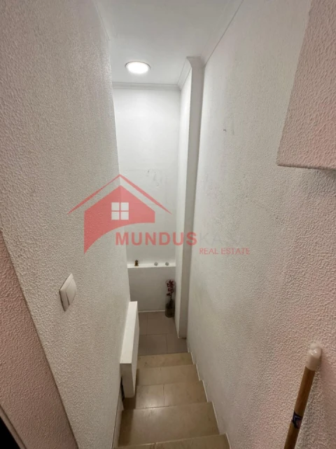 Loja para Venda em Sesimbra (Santiago)