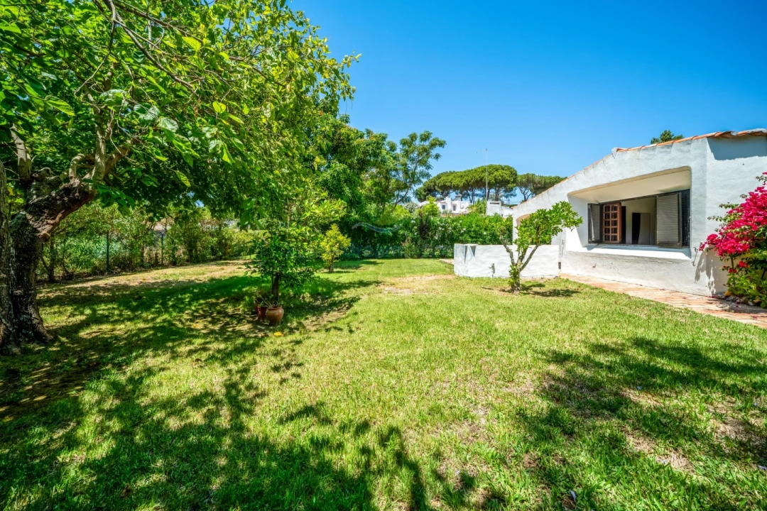 Moradia T2 para Venda em Albufeira e Olhos de Água Foto 36