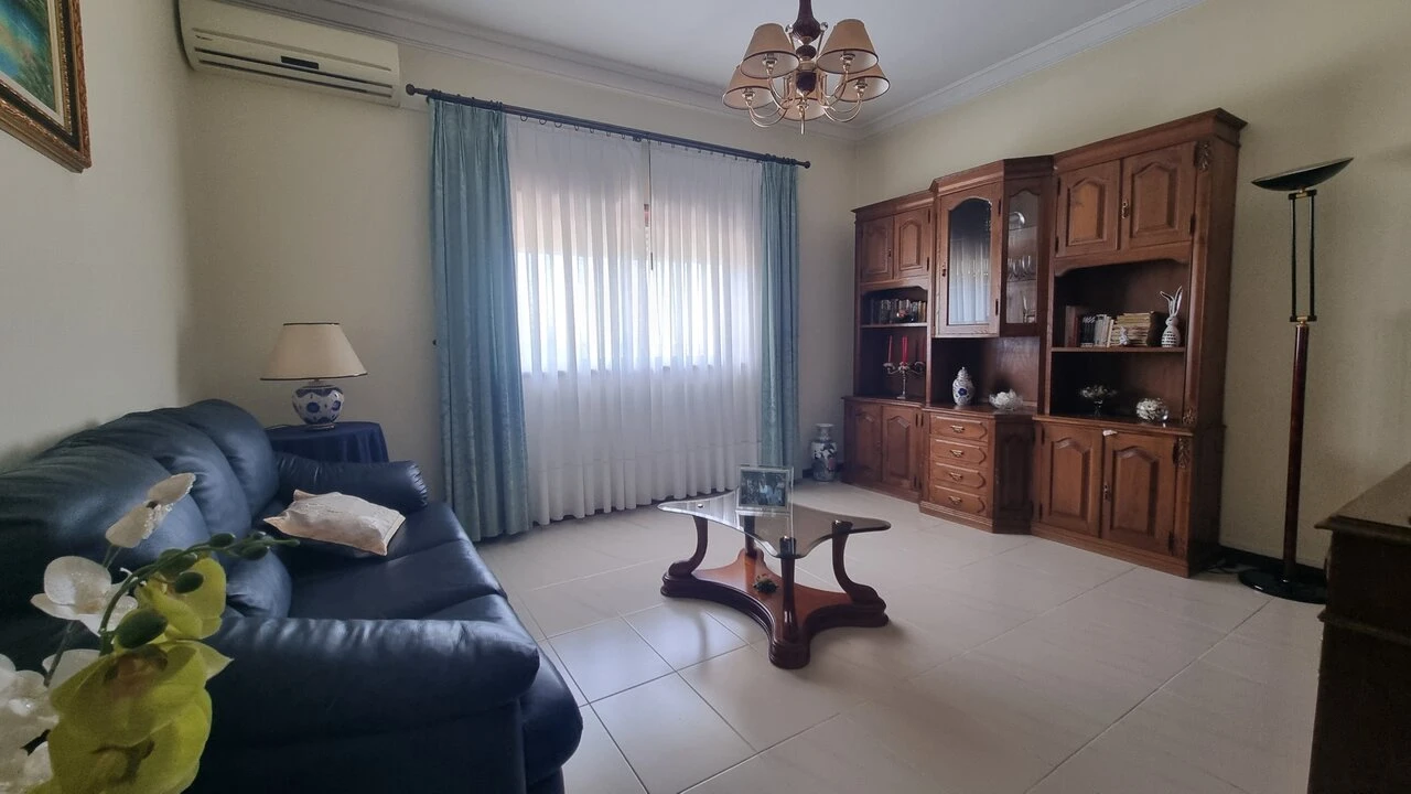 Apartamento T3 para Venda em Fânzeres e São Pedro da Cova Foto 9
