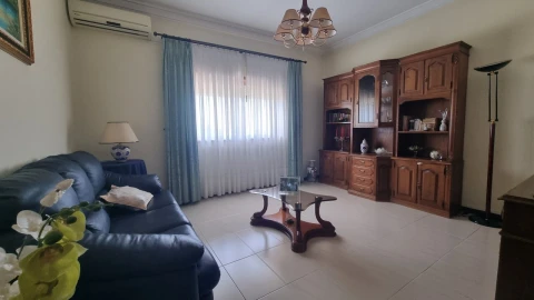 Apartamento T3 para Venda em Fânzeres e São Pedro da Cova