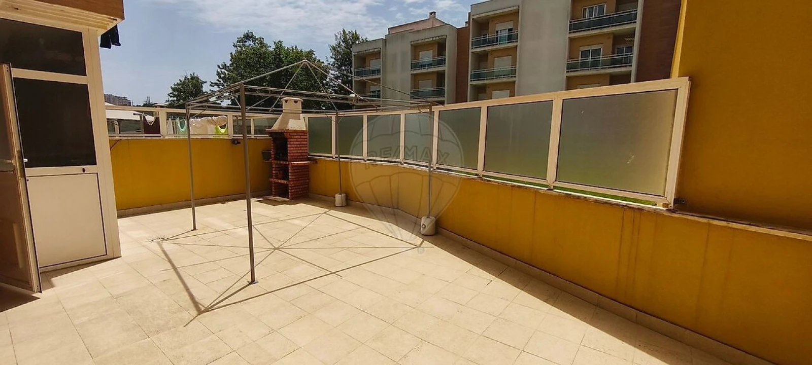 Apartamento T2 para Venda em Vialonga Foto 21