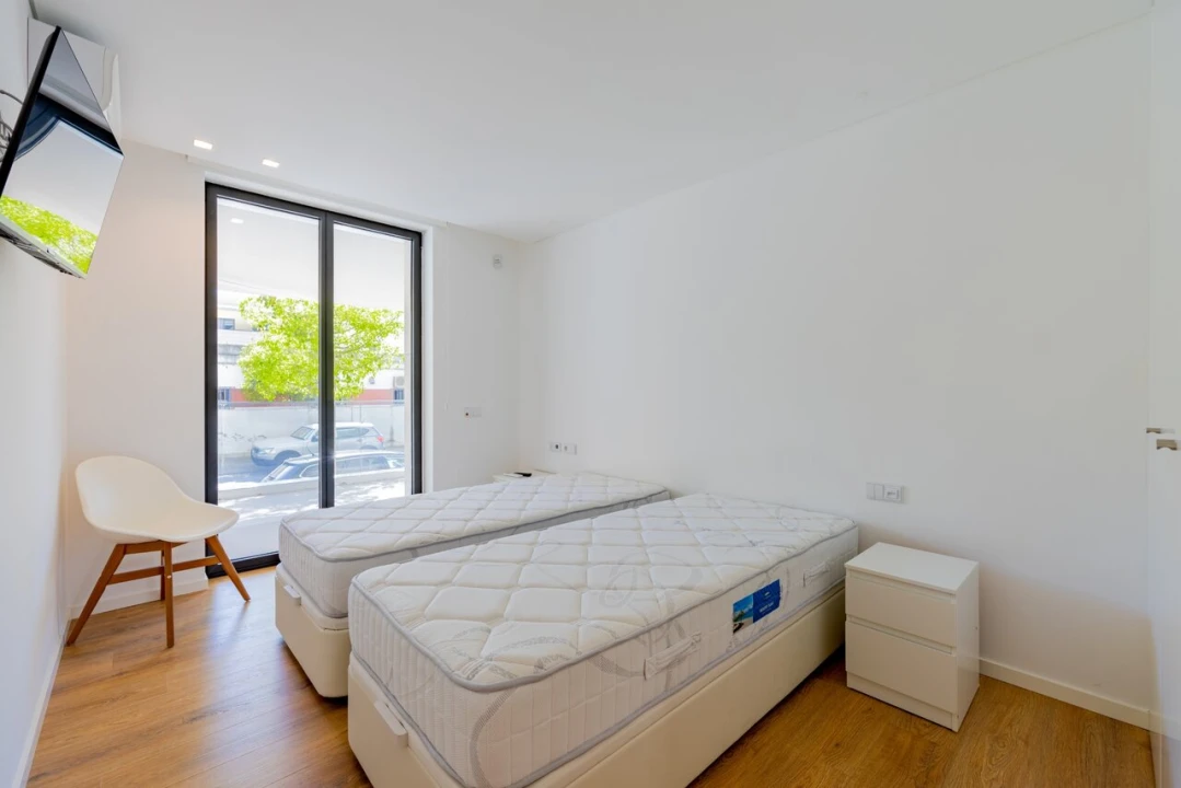 Apartamento T4 para Venda em Olhão Foto 18