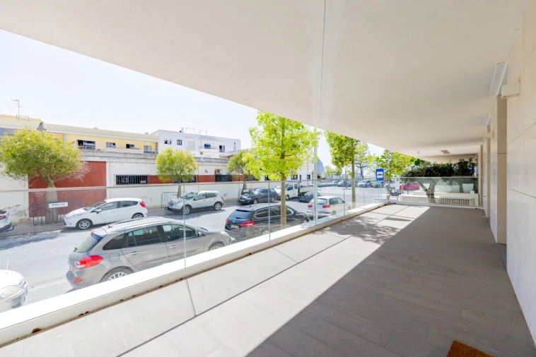 Apartamento T4 para Venda em Olhão Foto 25