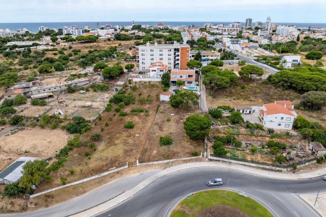Terreno para Venda em Quarteira Foto 8