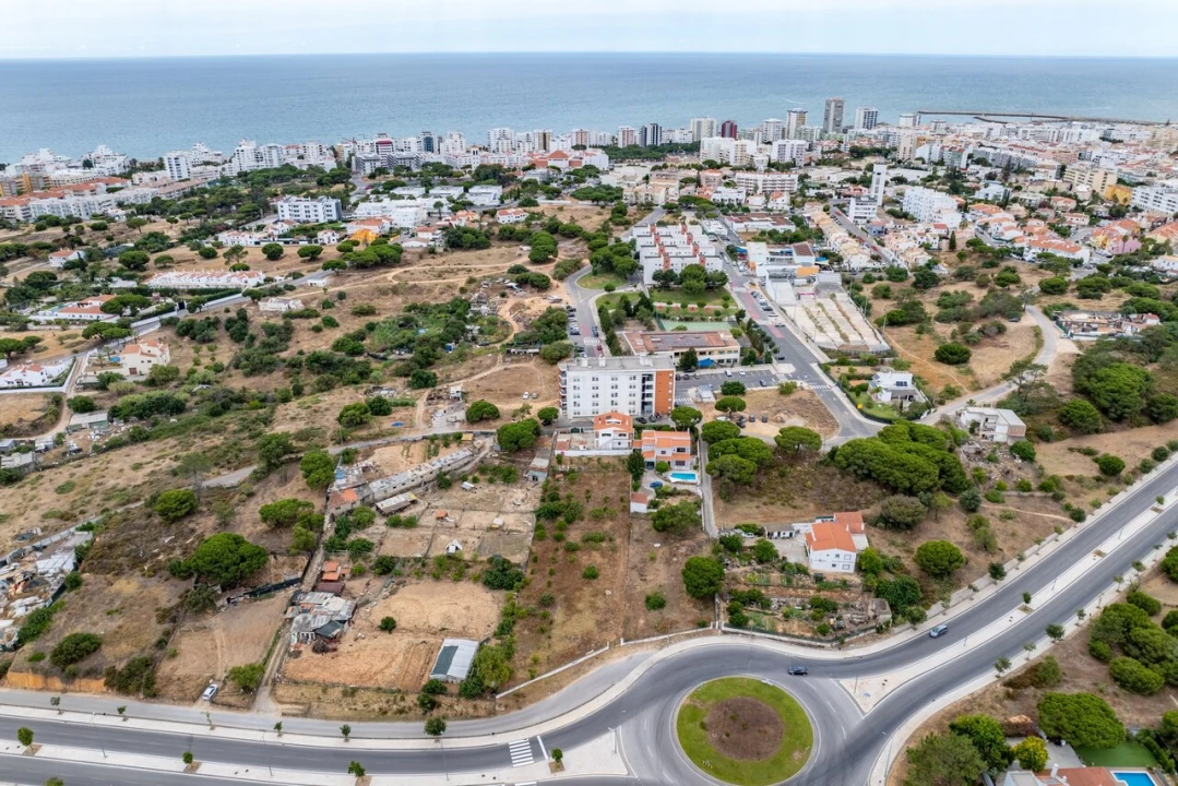 Terreno para Venda em Quarteira Foto 10