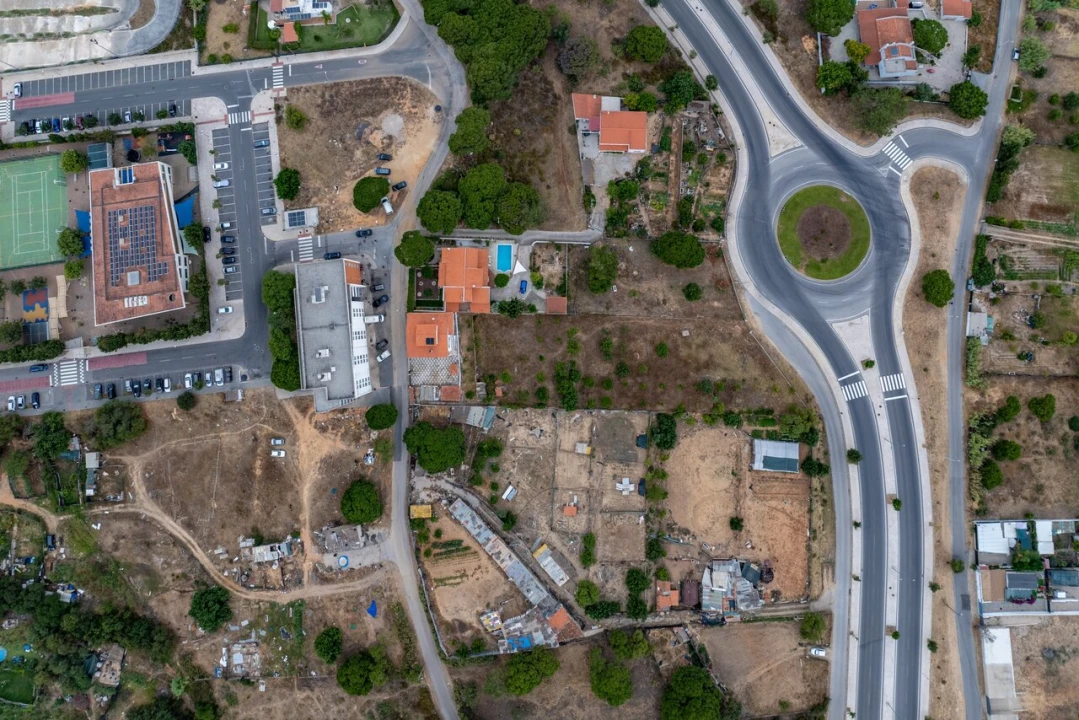 Terreno para Venda em Quarteira Foto 12