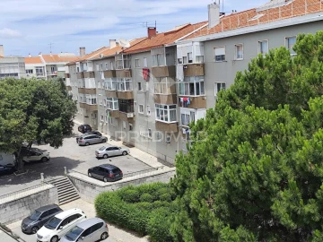 Apartamento T3 para Venda em Algés, Linda-A-Velha e Cruz Quebrada-Dafundo