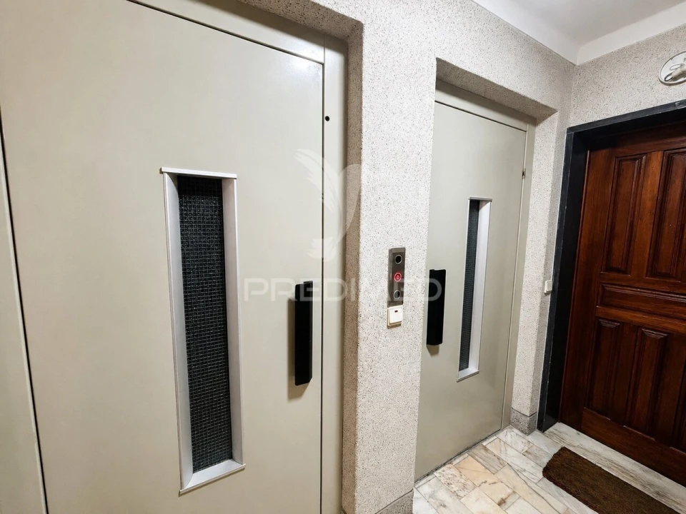 Apartamento T2 para Venda em Algueirão-Mem Martins Foto 21
