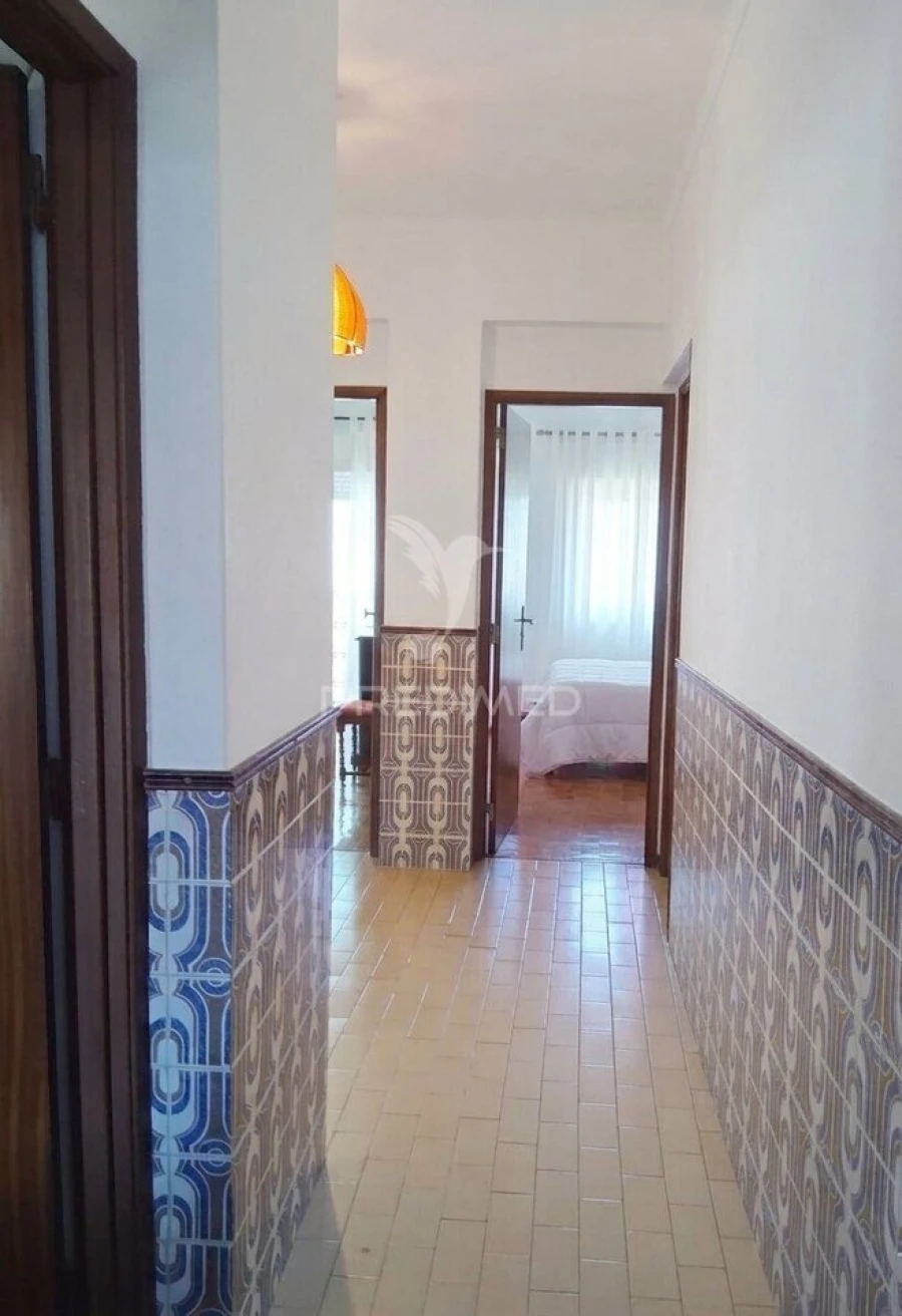 Apartamento T2 para Venda em Vila Franca de Xira Foto 9