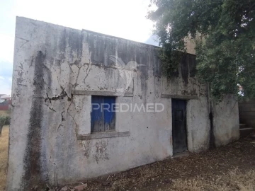 Moradia T2 para Venda em Alagoa