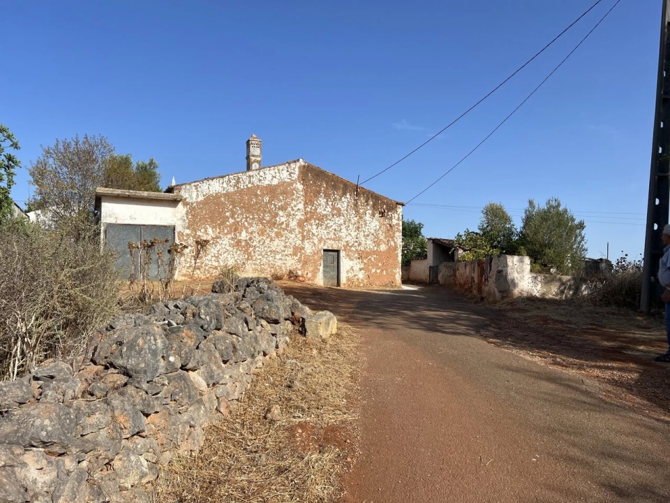 Moradia T2 para Venda em São Bartolomeu de Messines Foto 16