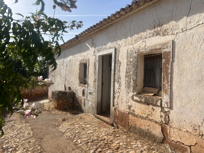 Moradia T2 para Venda em São Bartolomeu de Messines Foto 2