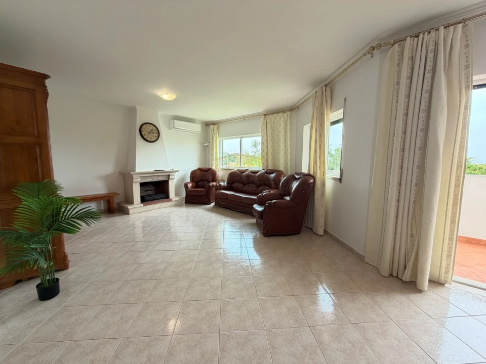 Apartamento T2 para Venda em Albufeira e Olhos de Água Foto 3