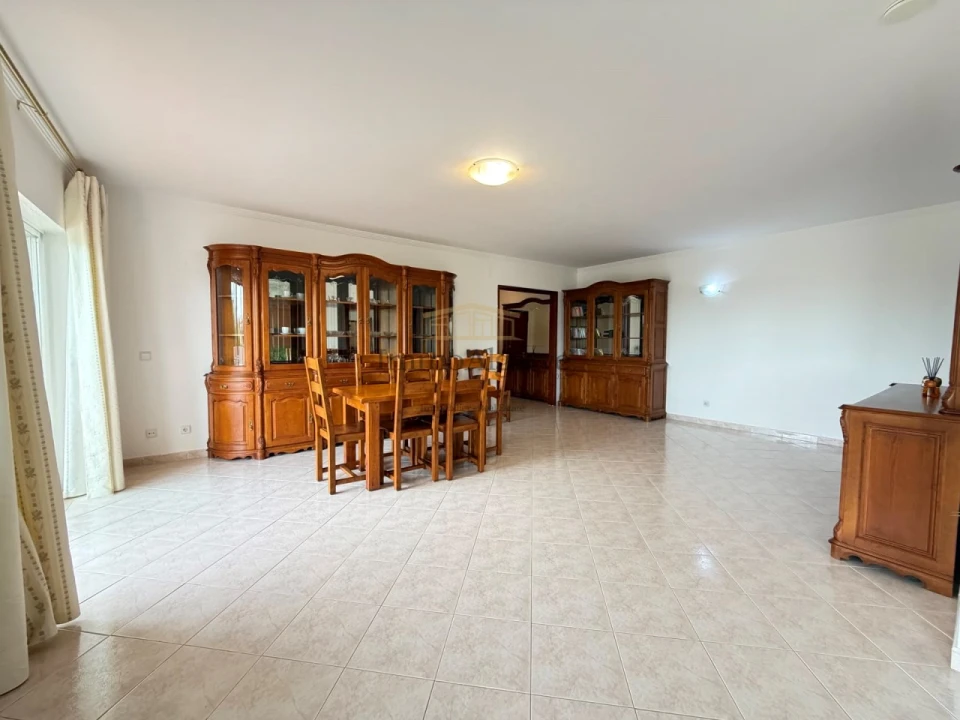 Apartamento T2 para Venda em Albufeira e Olhos de Água Foto 5