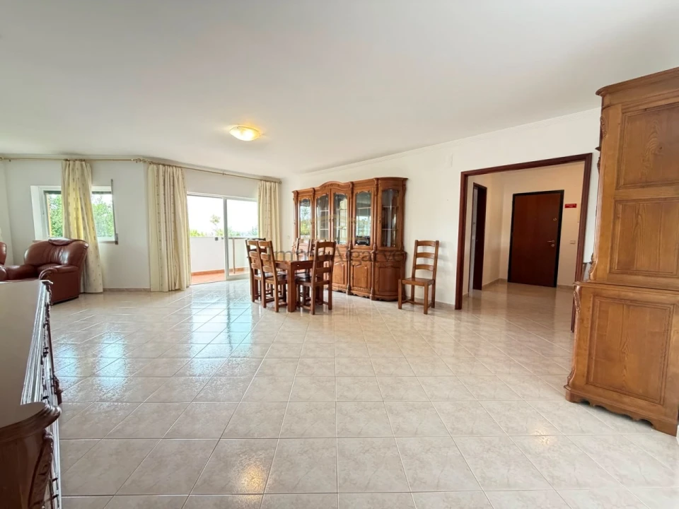 Apartamento T2 para Venda em Albufeira e Olhos de Água Foto 6