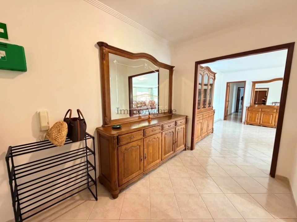 Apartamento T2 para Venda em Albufeira e Olhos de Água Foto 11