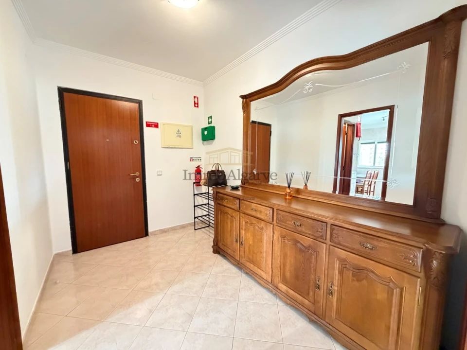 Apartamento T2 para Venda em Albufeira e Olhos de Água Foto 12