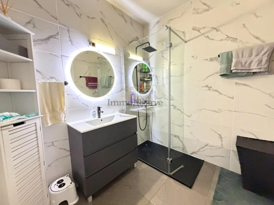 Apartamento T1 para Venda em Albufeira e Olhos de Água Foto 11