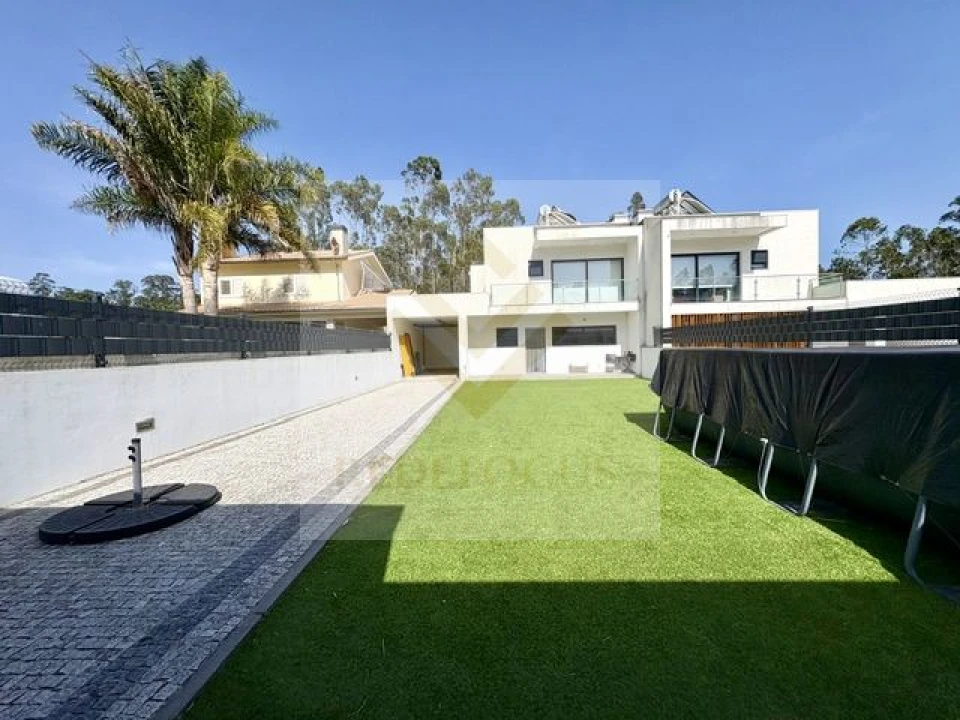 Moradia T3 para Venda em São Martinho da Gandara Foto 52
