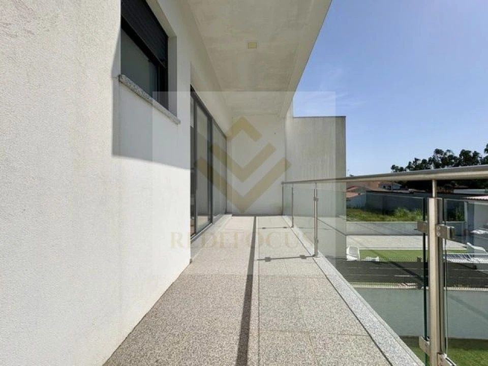 Moradia T3 para Venda em São Martinho da Gandara Foto 28