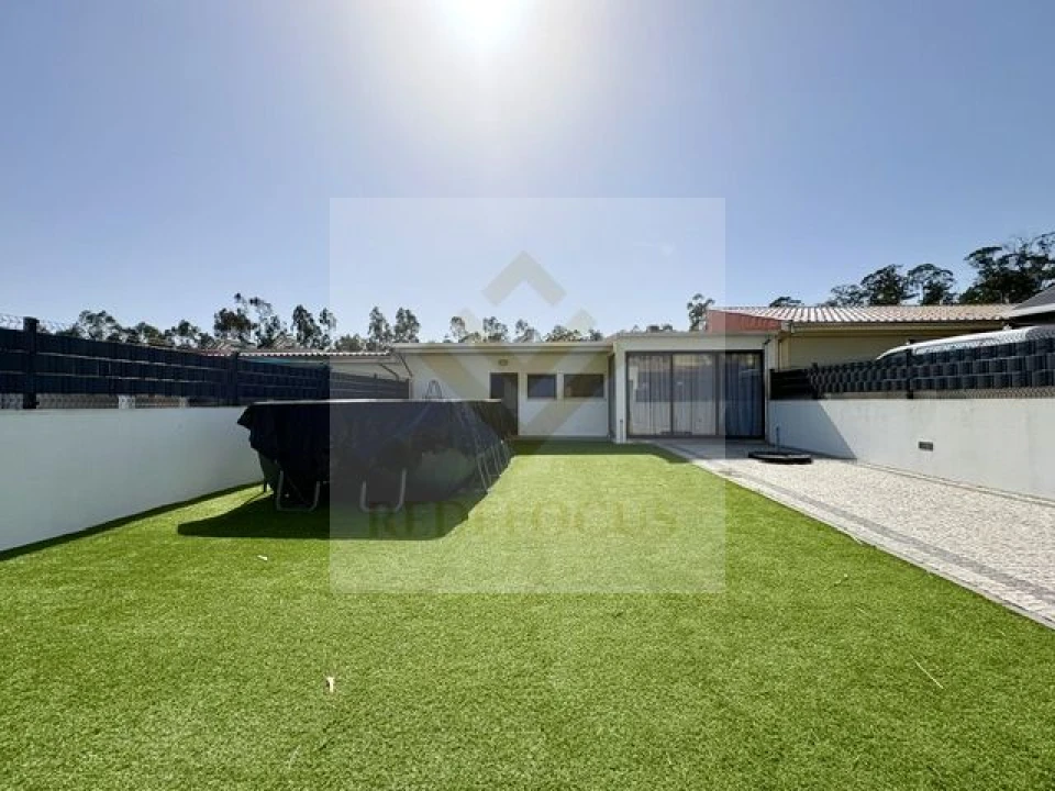 Moradia T3 para Venda em São Martinho da Gandara Foto 45