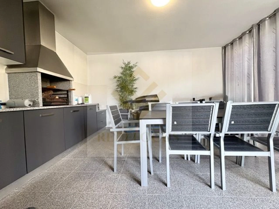Moradia T3 para Venda em São Martinho da Gandara Foto 48