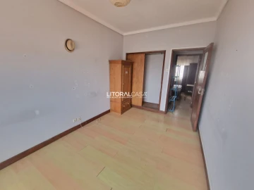 Loja para Venda em Esgueira