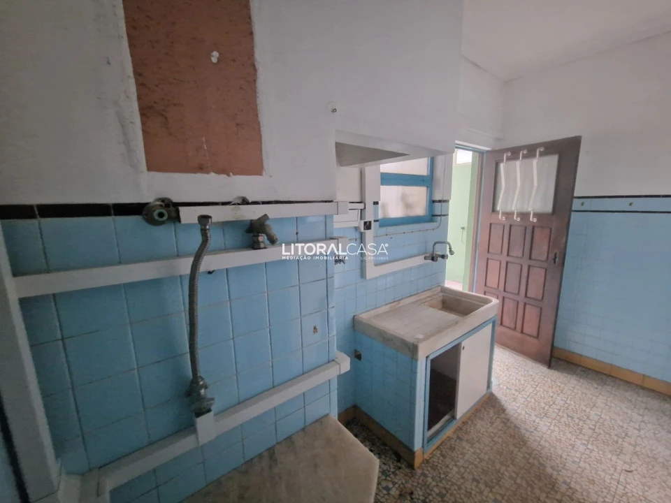 Loja para Venda em Esgueira Foto 3