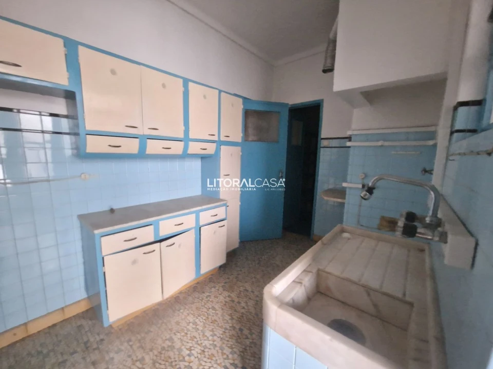 Loja para Venda em Esgueira Foto 4