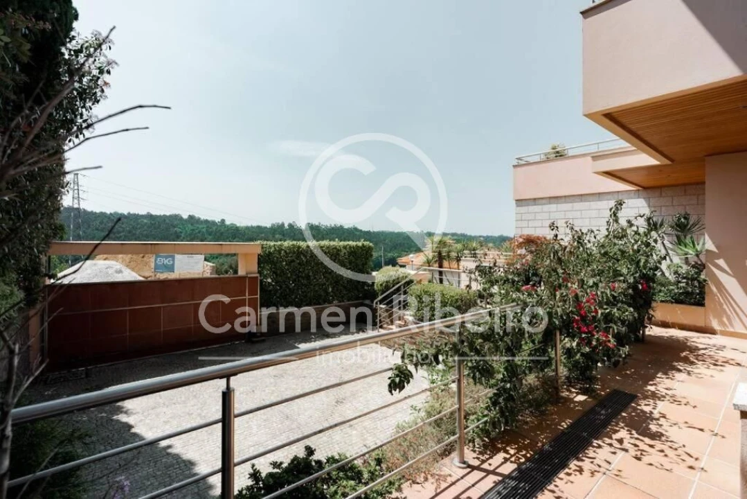 Moradia T4 para Venda em Gondomar (São Cosme), Valbom e Jovim Foto 3
