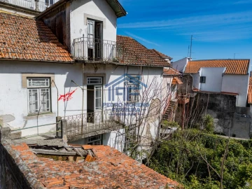 Loja para Venda em Covilhã e Canhoso
