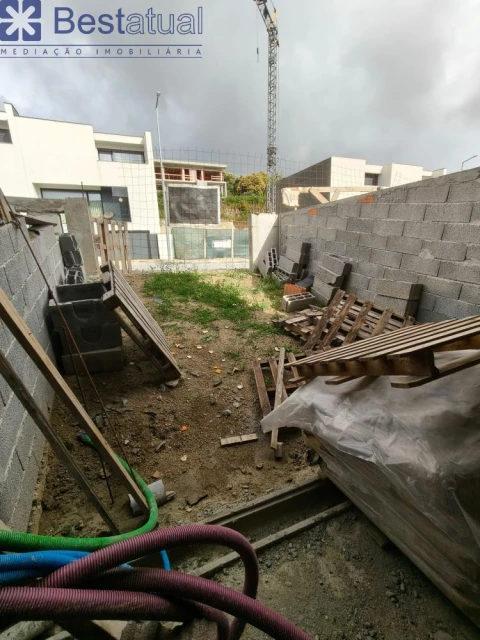 Moradia T3 para Venda em Tadim
