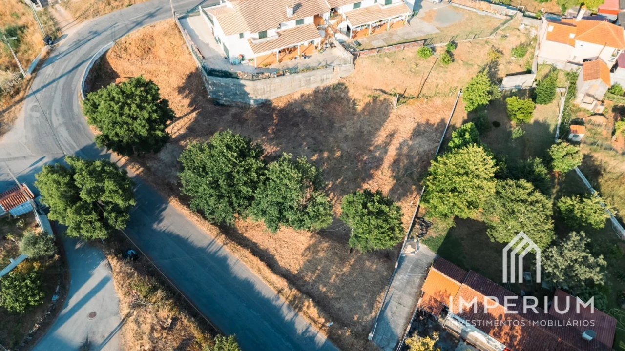 Terreno para Venda em Albergaria-A-Velha e Valmaior Foto 2