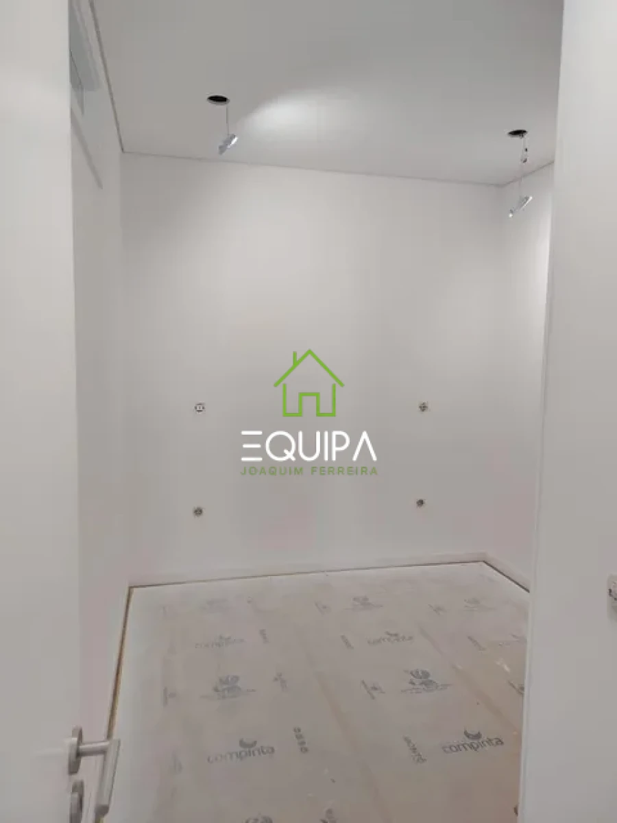 Apartamento T1 para Venda em Caldas de Vizela (São Miguel e São João) Foto 2