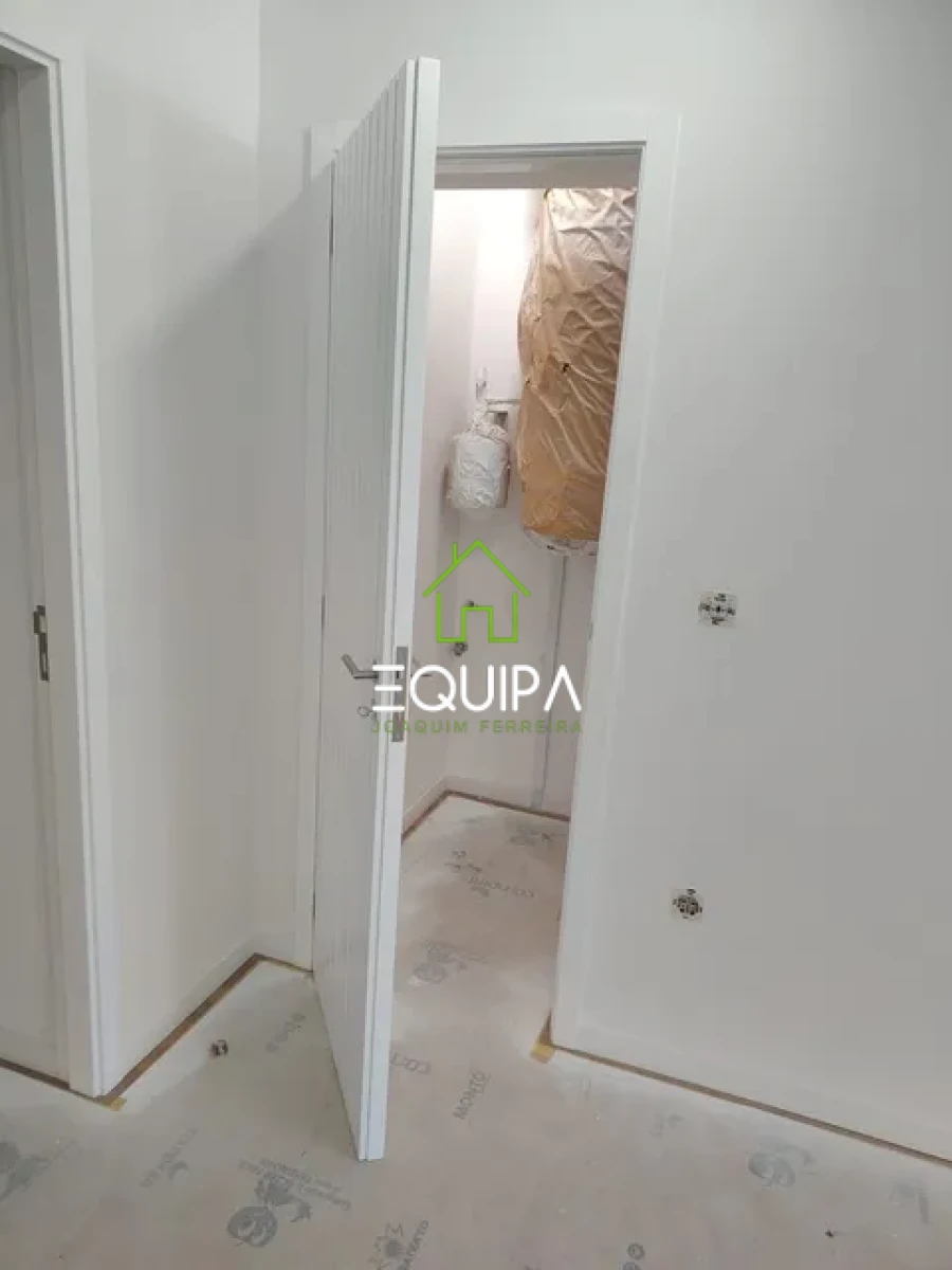 Apartamento T1 para Venda em Caldas de Vizela (São Miguel e São João) Foto 6