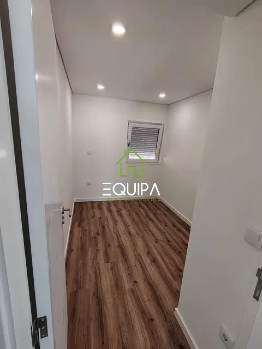 Apartamento T1 para Venda em Caldas de Vizela (São Miguel e São João) Foto 3
