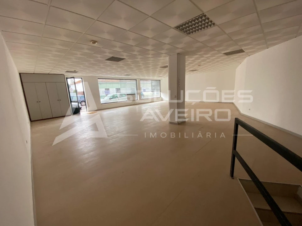 Loja para Venda em Aradas Foto 4