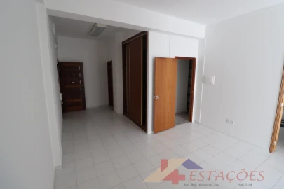 Apartamento T1 para Venda em Pombal
